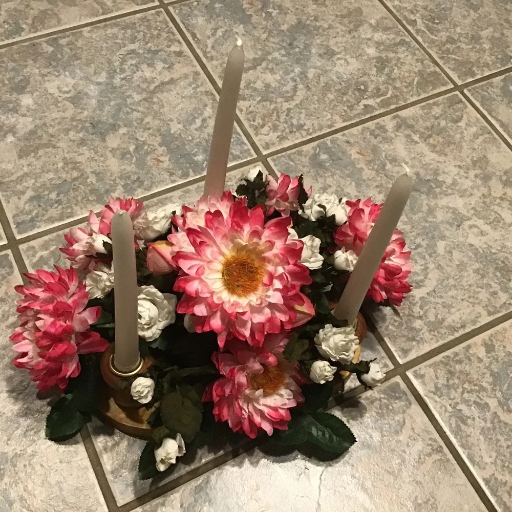 Silk Floral Centerpiece Wooden Heart Candle Stand Centerpiece